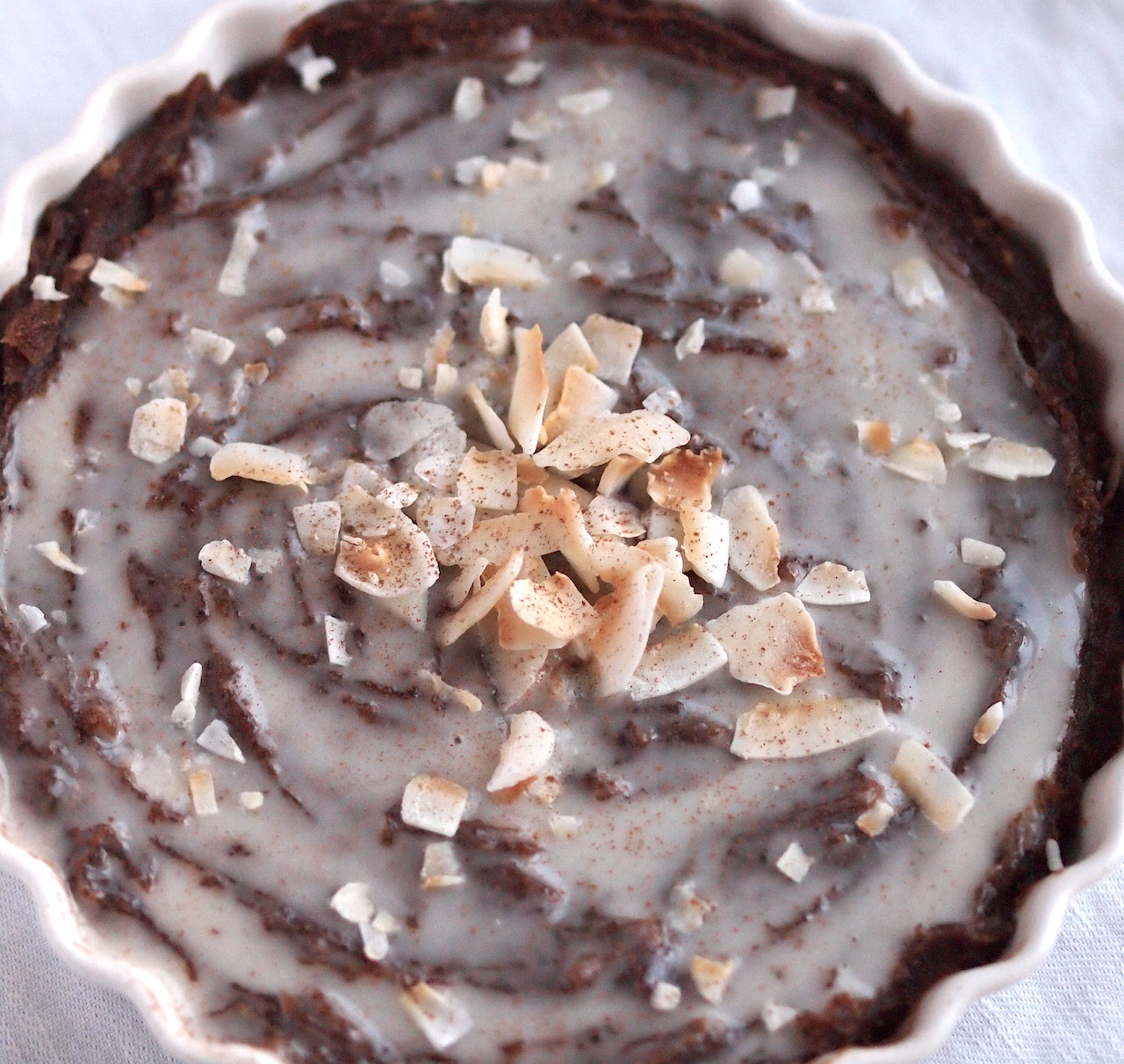 Raw Vegan Cinnamon Bun Cake