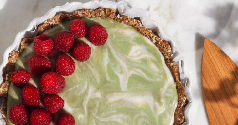 No-Bake Healthy Raspberry Matcha Marble Cheesecake (Vegan / Gluten Free / Refined Sugar Free)