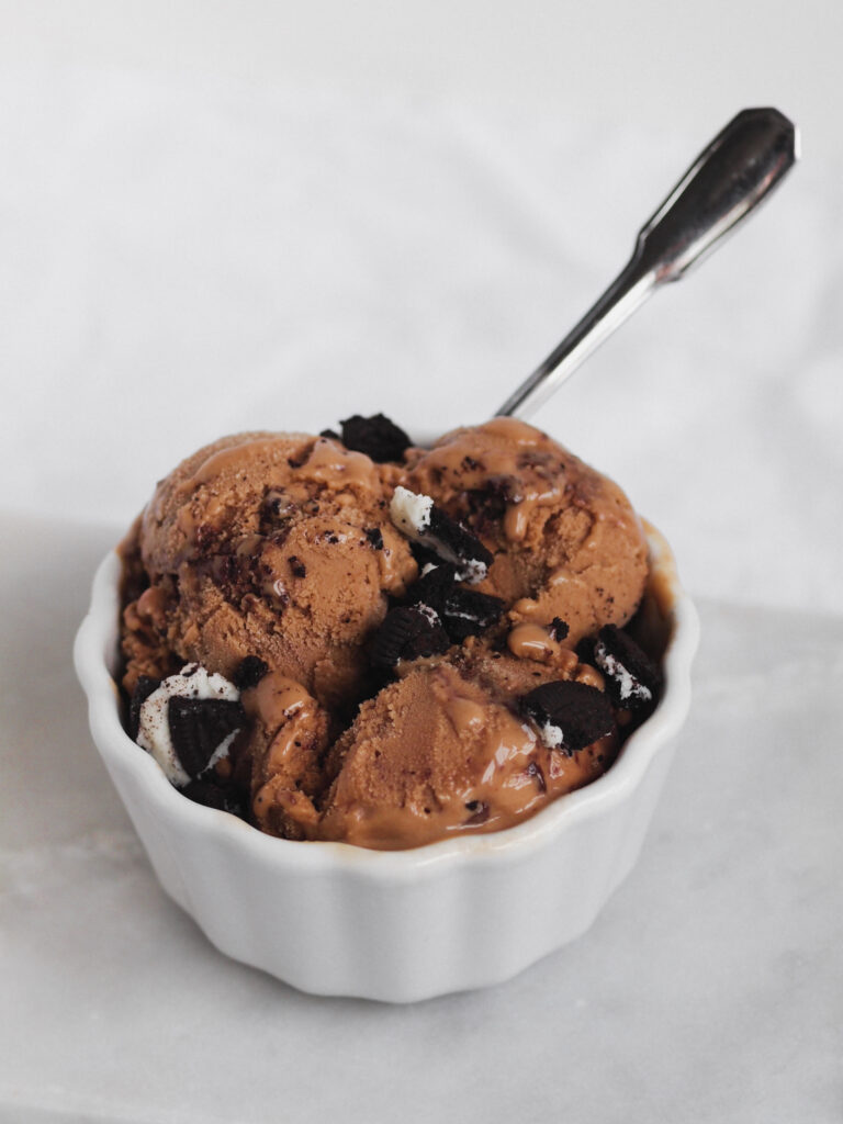 Healthier Coffee Ice Cream With Chocolate Hazelnut Ripple + Oreos (Vegan)