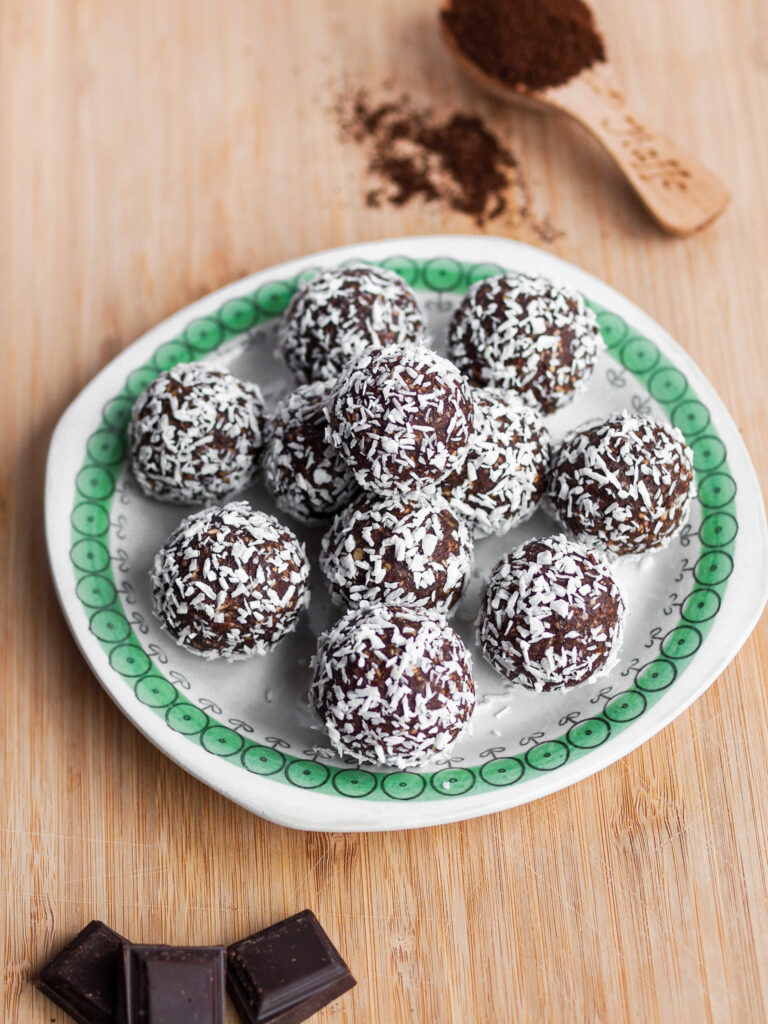 healthy vegan swedish chocolate balls