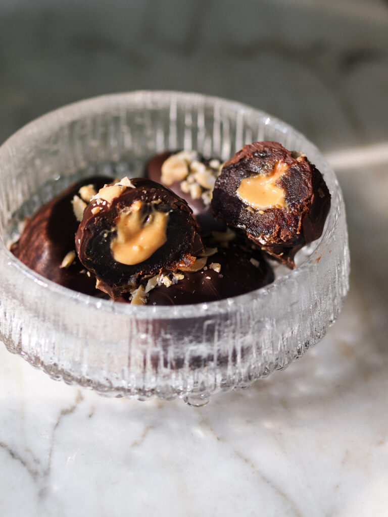 peanut butter chocolate stuffed dates