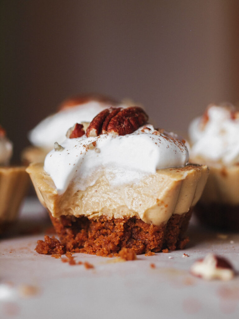 Healthier Vegan Pumpkin No Bake Cheesecake with Lotus Biscoff Cookies