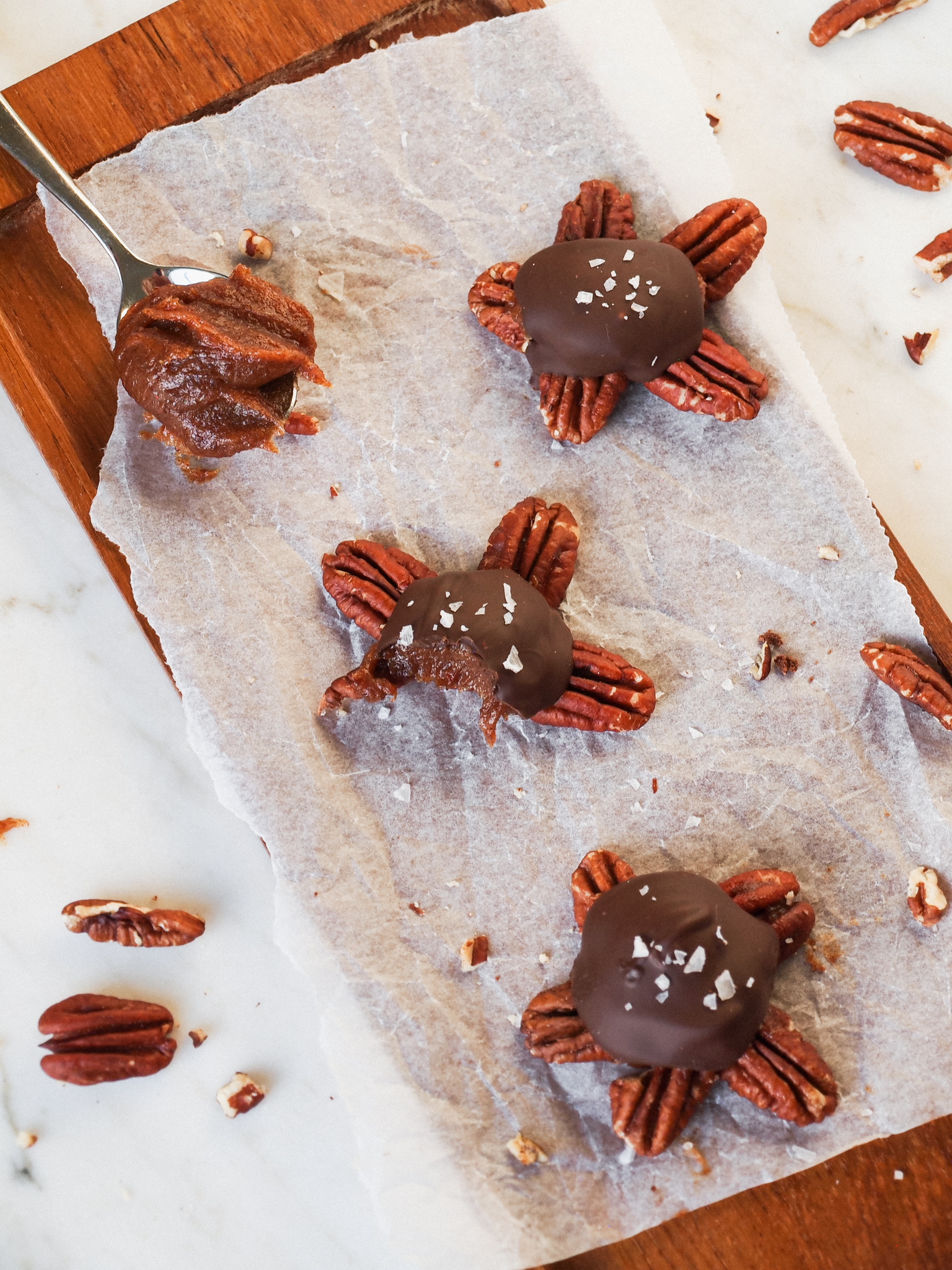 Healthy Vegan Chocolate Turtles (Refined Sugar Free Candy)