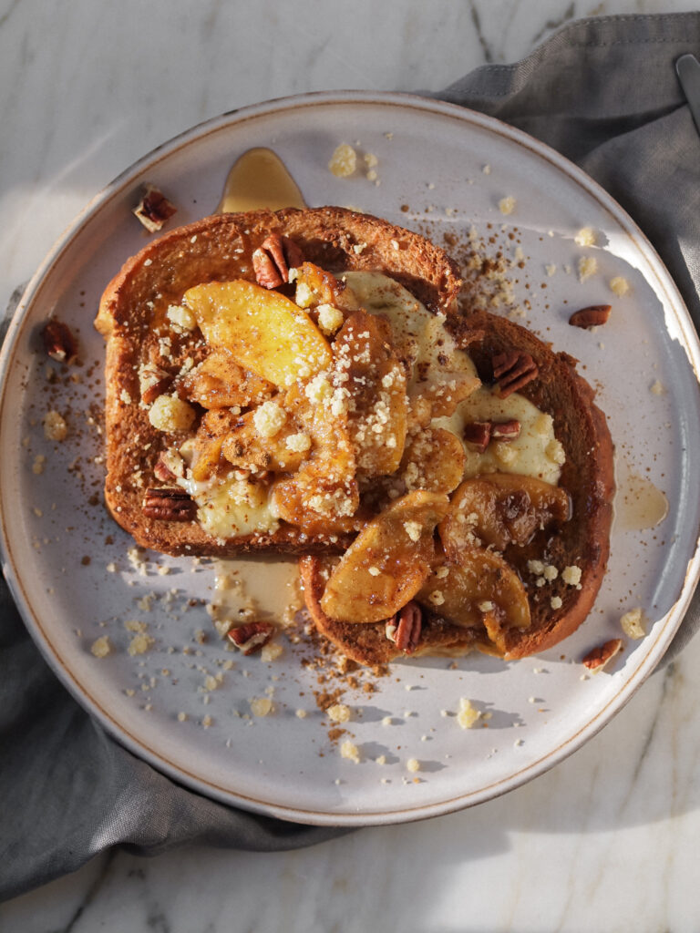 vegan apple pie french toast