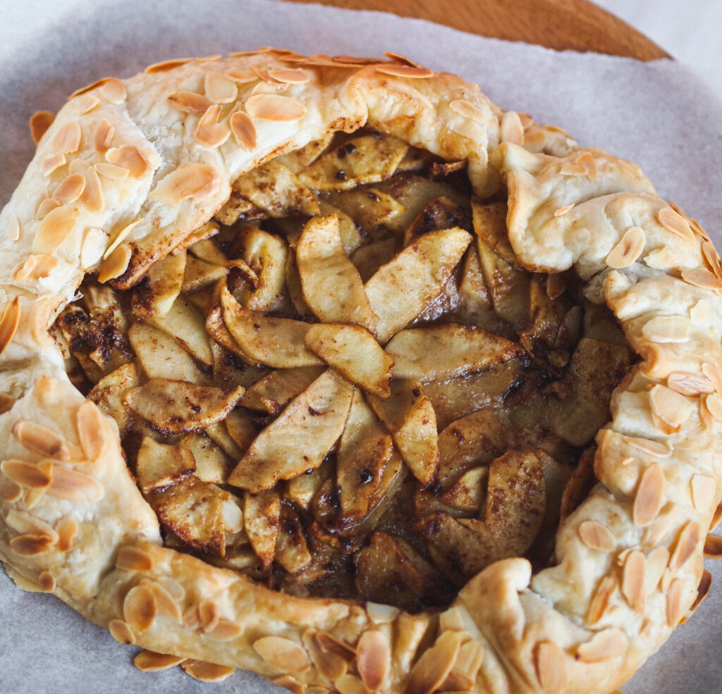 Easy Cinnamon Apple Almond Vegan Galette