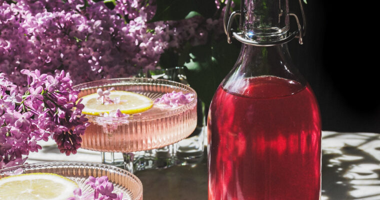How to Make Lilac Syrup