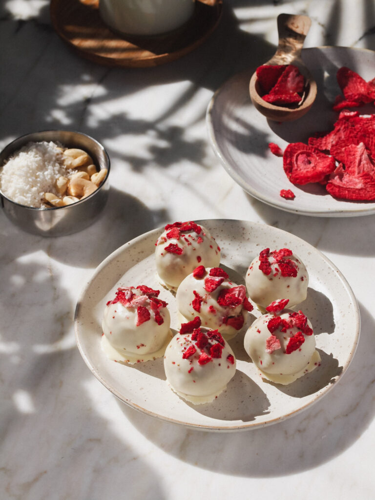  Strawberries and Cream Healthy Raw Vegan Bliss Balls with Strawberry Filling