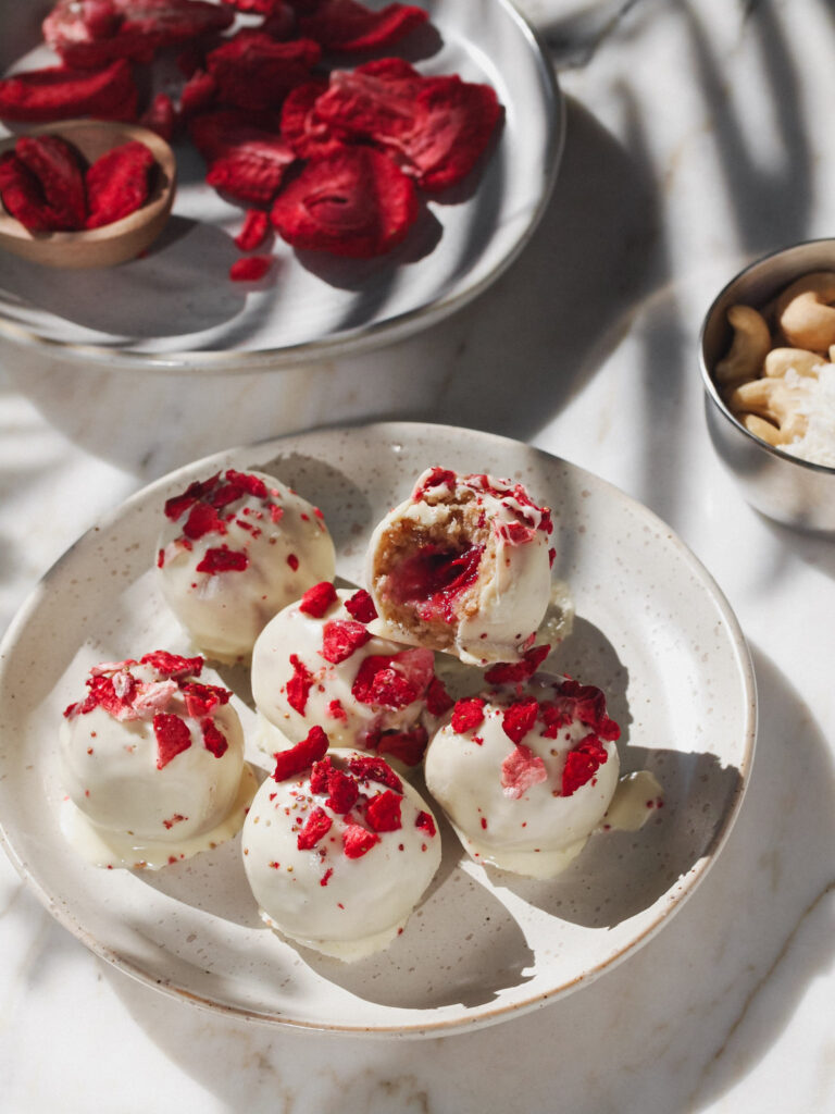  Strawberries and Cream Healthy Raw Vegan Bliss Balls with Strawberry Filling