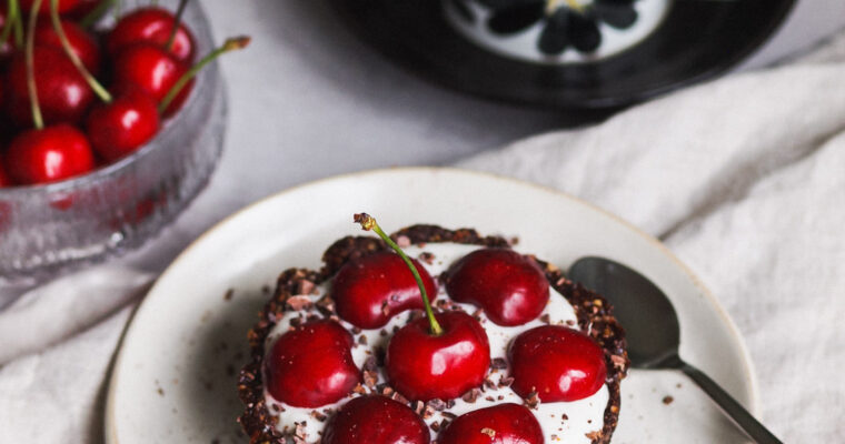Chocolate Cherry Healthy Vegan Cheesecake