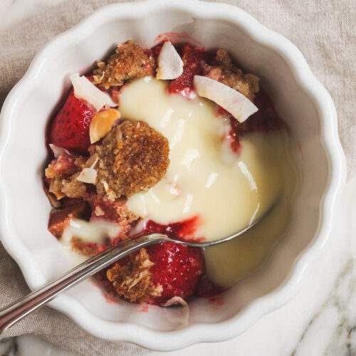 Healthier Strawberry Rhubarb Vegan Crumble