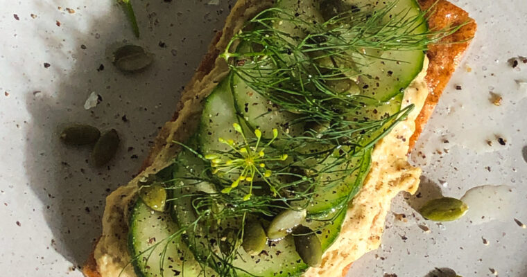 Healthy Vegan Dill Hummus Sandwich