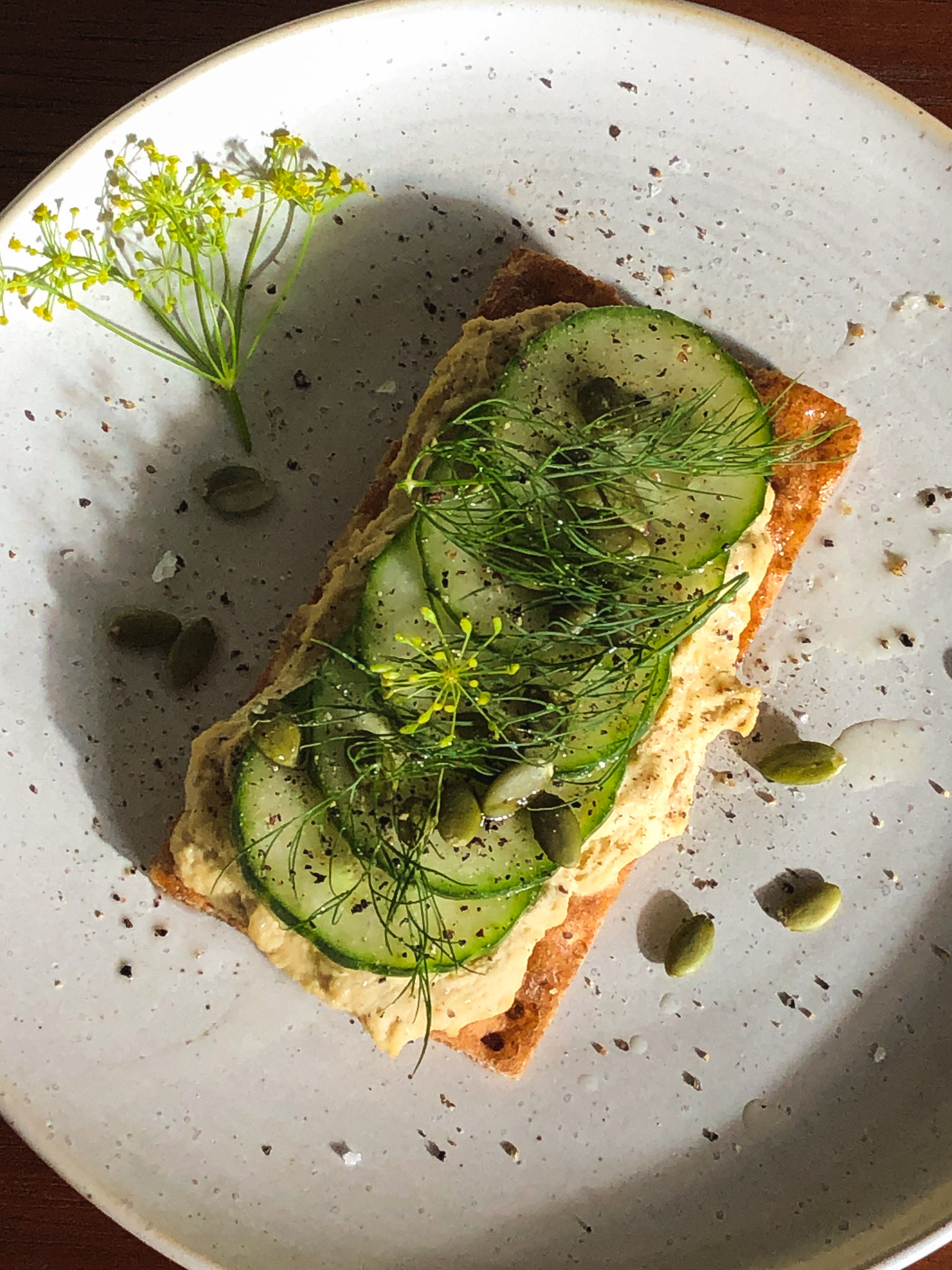 Healthy Vegan Dill Hummus Sandwich