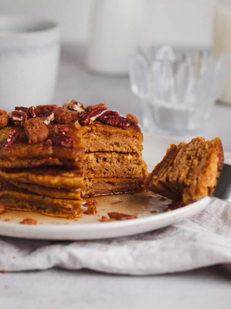 Fluffy Pumpkin Vegan Pancakes with Biscoff and Pecans