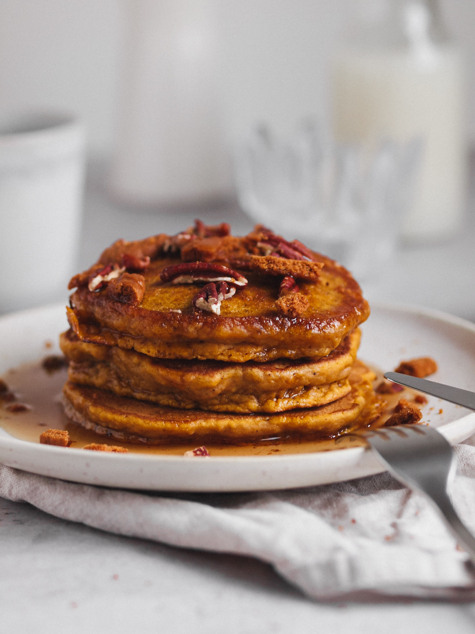 Fluffy Pumpkin Vegan Pancakes with Biscoff and Pecans