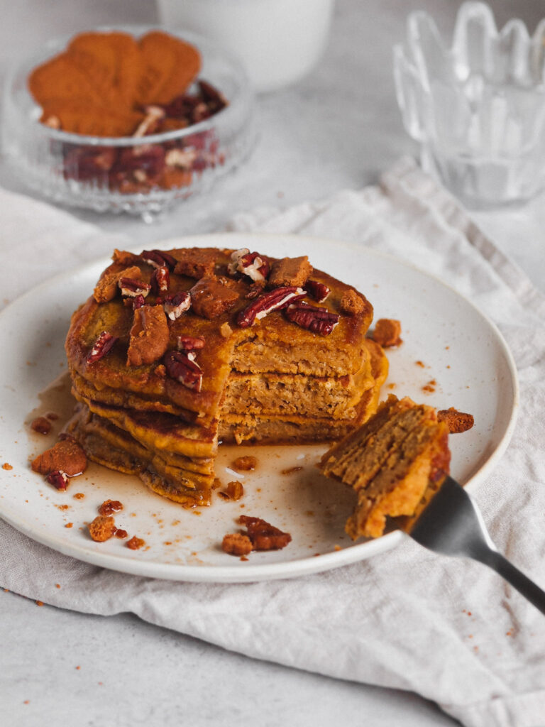 Fluffy Pumpkin Vegan Pancakes with Biscoff and Pecans