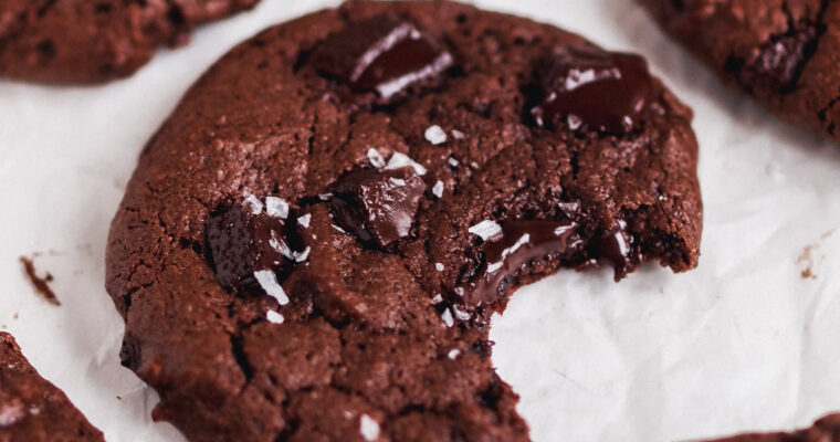 Single Serving Fudgy Vegan Tahini Brownie Cookies / Kladdkaka Kakor