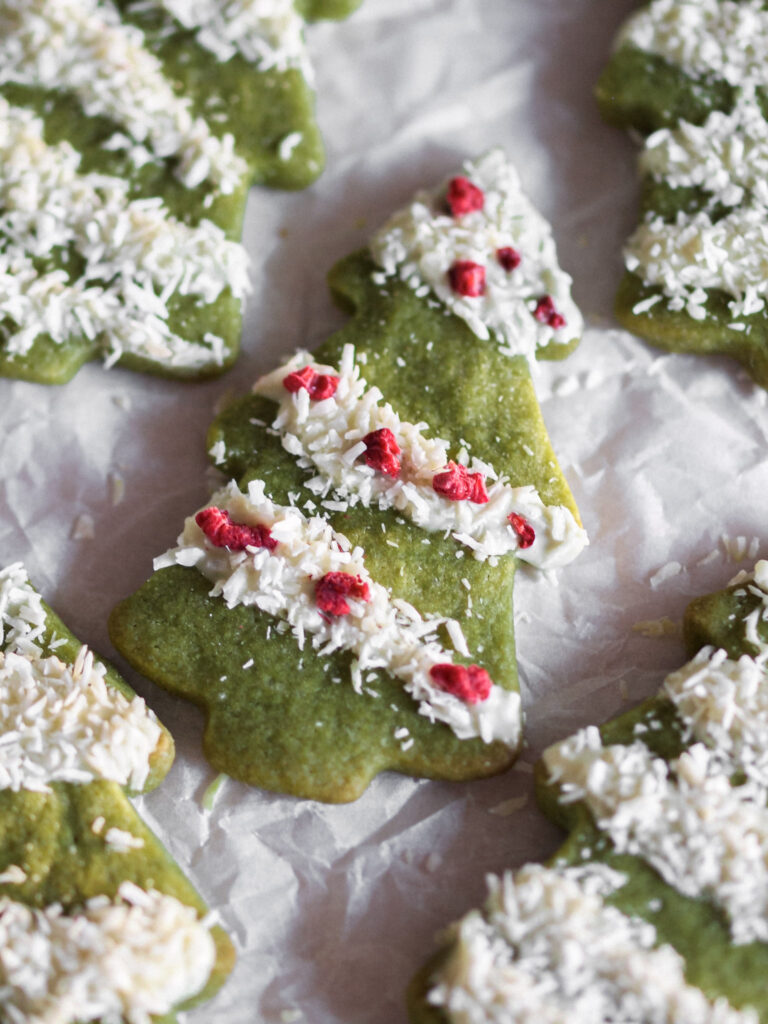 Snowy White Chocolate Matcha Vegan Tree Cookies