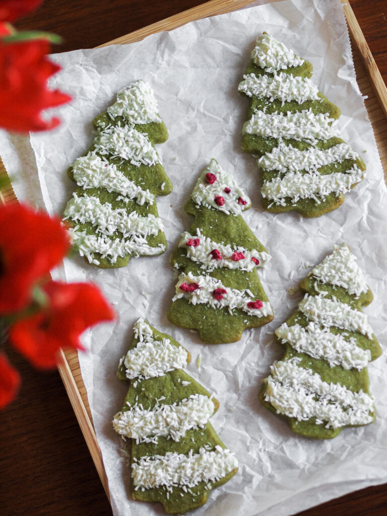 Snowy White Chocolate Matcha Vegan Tree Cookies