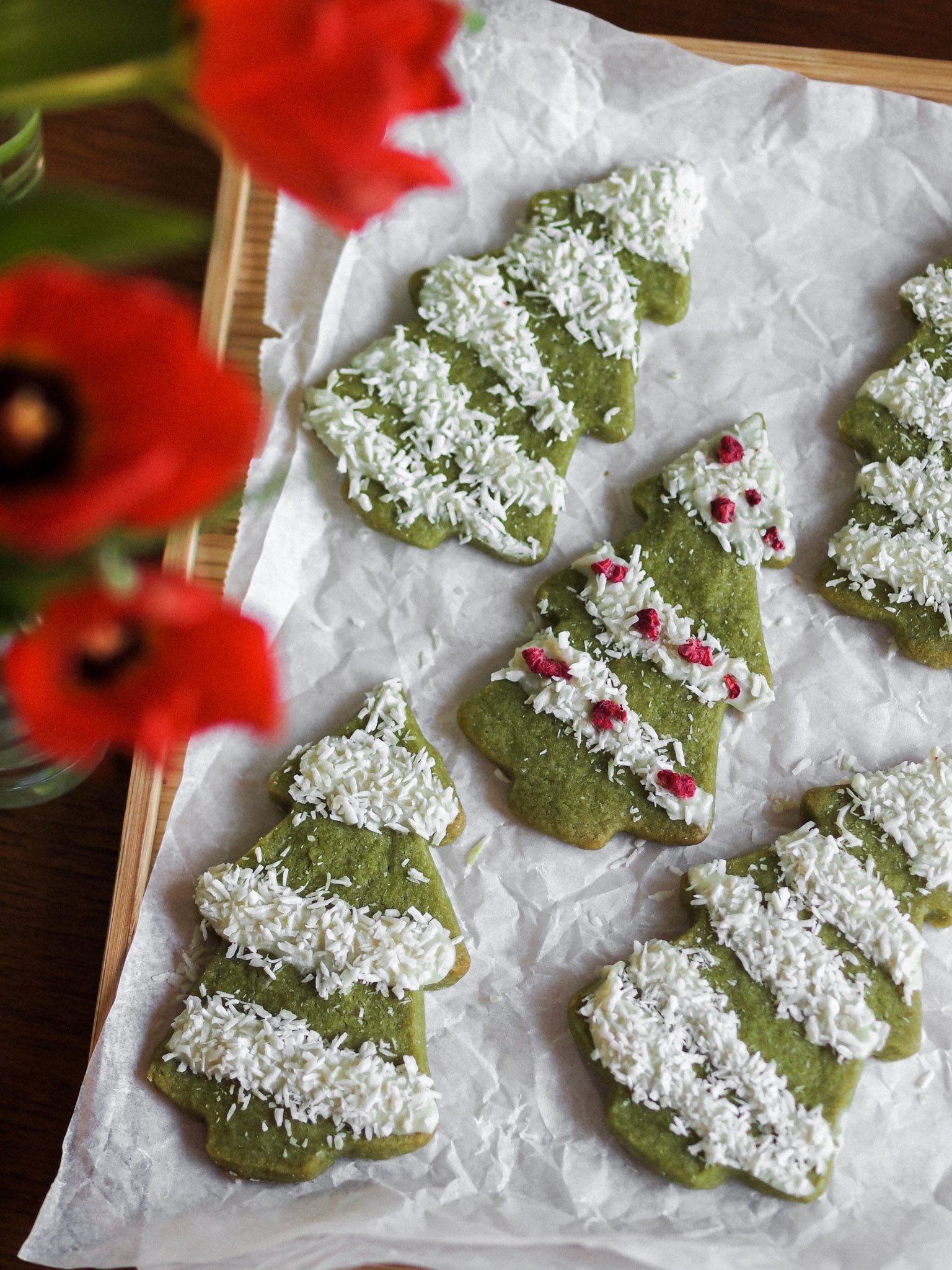 Snowy White Chocolate Matcha Vegan Tree Cookies