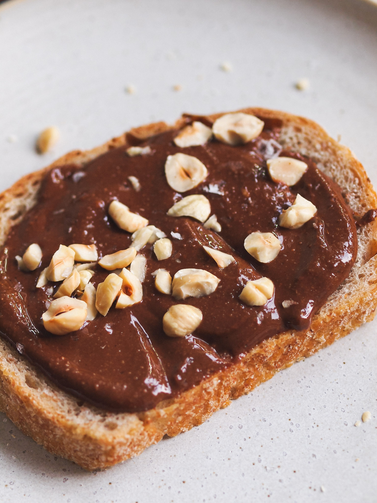 Creamy Vegan Chocolate Hazelnut Spread