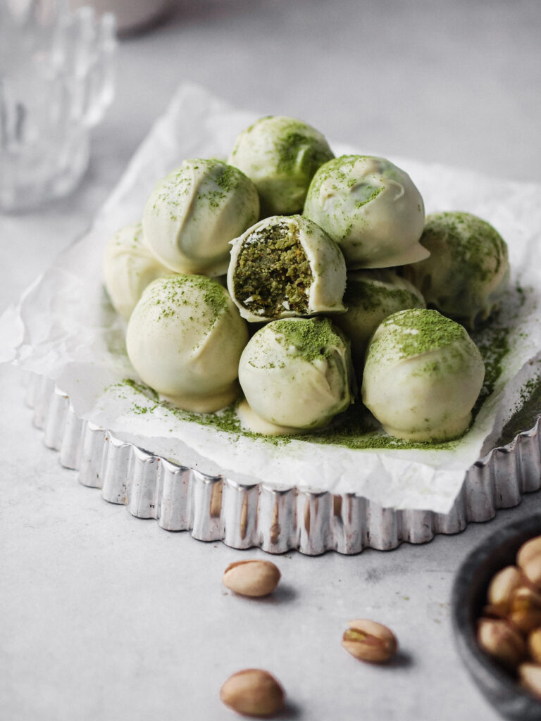 Matcha Pistachio Cake Bites