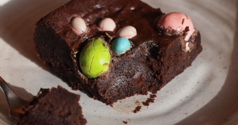 Healthier Fudgy Easter Brownies (Vegan + Gluten Free)